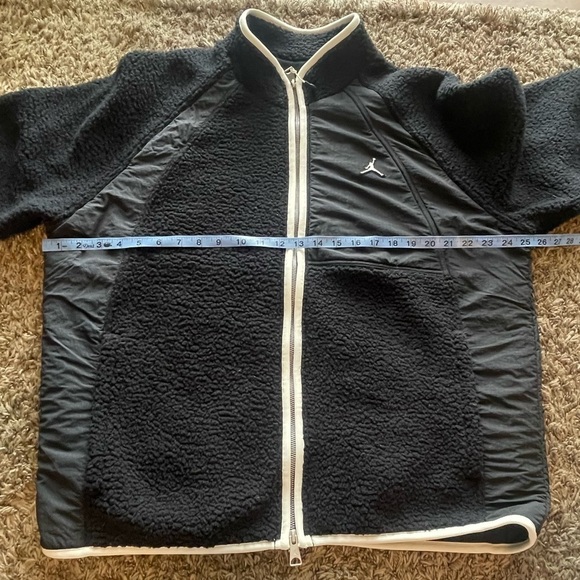 Nike Jordan NWT Essentials Full Zip Fleece Sherpa black jacket DV1583-010 - Picture 8 of 10